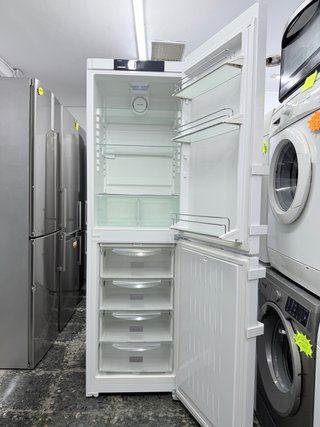 Nevera Liebherr Blanca
