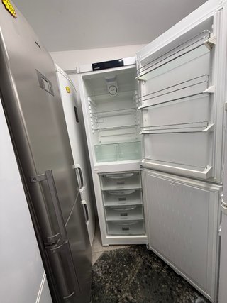 Nevera Liebherr Blanca
