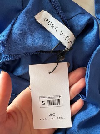 Vestido midi azul eléctrico con lazada
