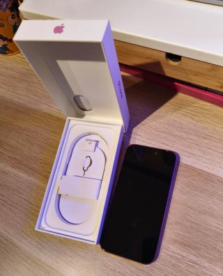 iPhone 16 Rosa 256 GB
