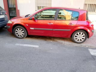 Renault Mégane el cinco puertas 2006