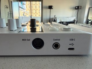 Controlador MIDI Arturia Minilab 3