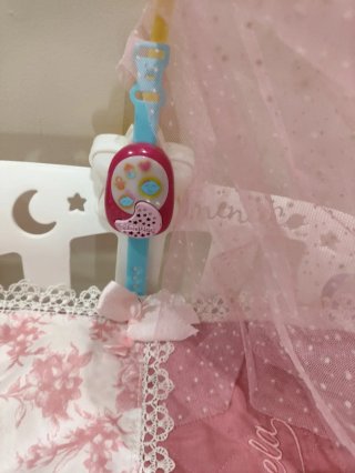 Cuna para muñecas rosa con osito