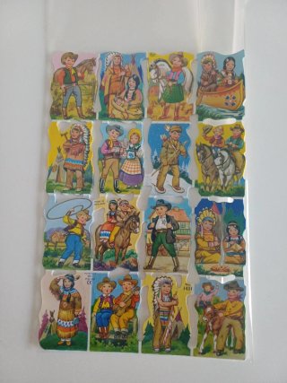 Cromos troquelados vaqueros e indios