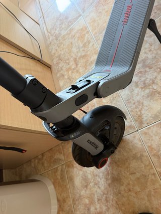 Patinete Eléctrico Segway Autonomía 40km