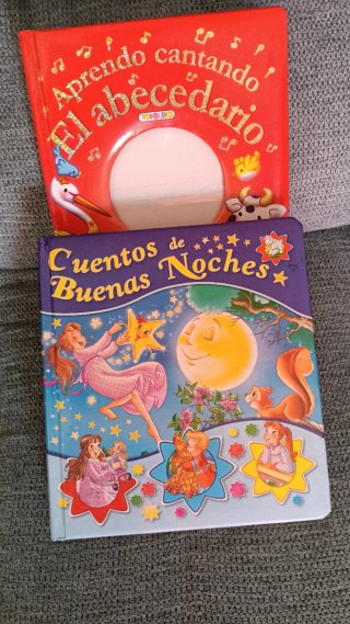 Dos libros de cuentos infantiles. Edad 2-3 años