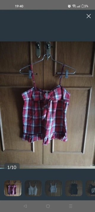 Camiseta de tirantes a cuadros roja