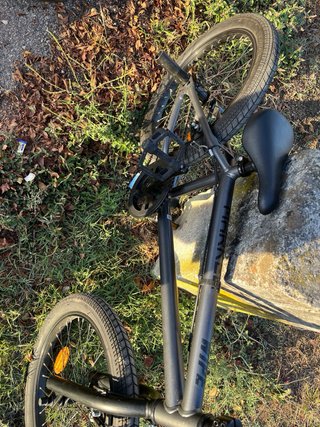 Bicicleta BMX 20 poco uso