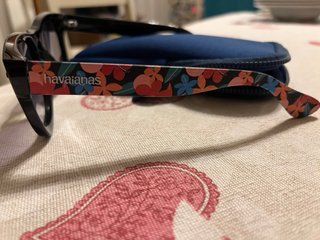 Occhiali da sole Havaianas neri con custodia blu