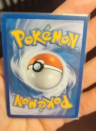 Carta Pokémon Rayquaza 2011 estado exelent