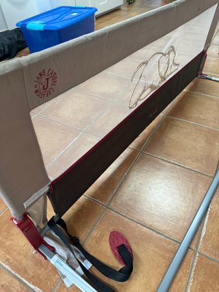 Barrera de Cama Jané