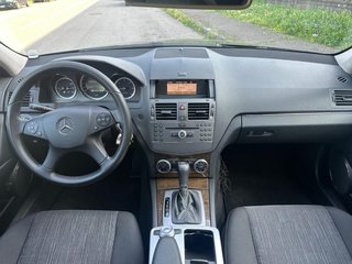 Mercedes-Benz 220 cdi 2010
