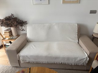 Sofá KIVIK 2 plazas beige