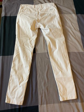 Pantalón chino Zara hombre beige/blanco