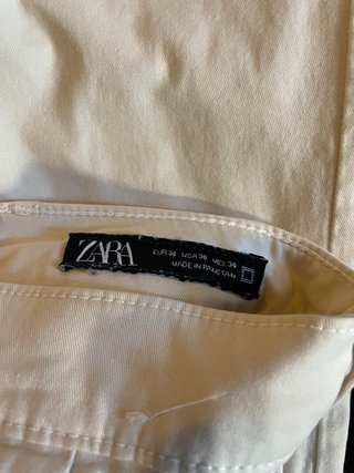 Pantalón chino Zara hombre beige/blanco