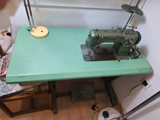 Máquina de coser Refrey Industrial