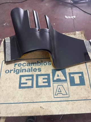 Ventilador Seat 131.. molduras y otros