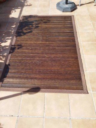 Alfombra de bambú y tela