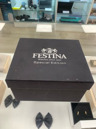 Reloj Festina Caballero Azul y Dorado
