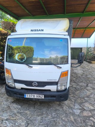 Nissan Cabstar 2012