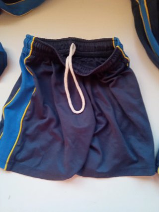 Chaqueta, Pantalón Largo talla 6 y corto talla 8