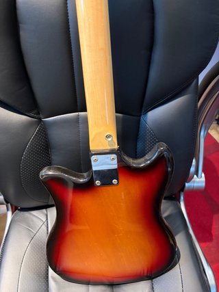 Guitarra Teisco del Rey