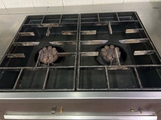 Cocina 6 fuegos y plancha XL