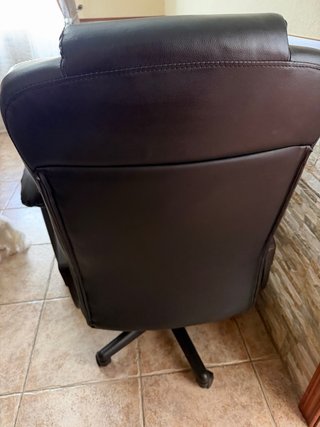 Sillón de oficina negro