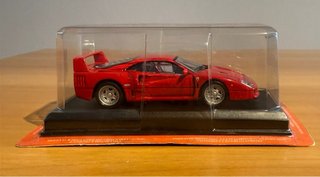 Ferrari F40 rossa - ferrari collection 1:43