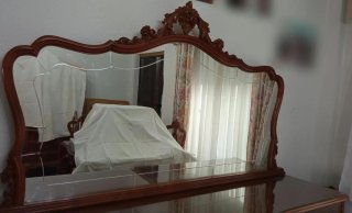 Aparador antiguo madera y cristal