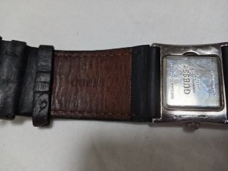 Reloj Guess Negro y Plateado