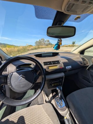 Citroen C4 gris