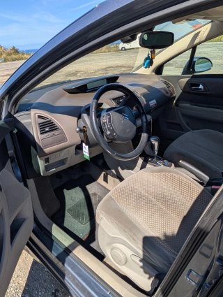 Citroen C4 gris