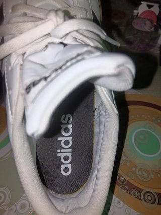 Zapatillas Adidas Blancas y Negras