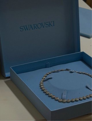 Collar Swarovski Angelic Plata , verificacion.