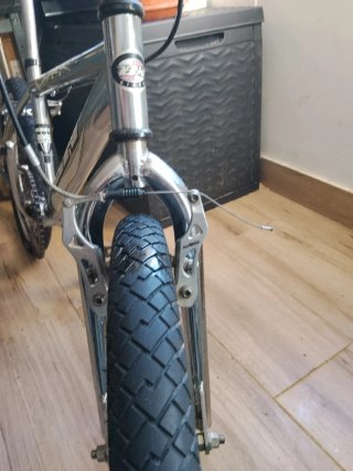Bici BMX BH Freestyle Plata