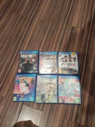 Juegos ps4 4 cada juego 5 € no tnen q ser todos
