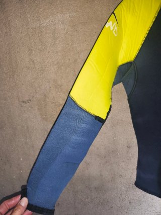 Traje neopreno talla 3 o talla M.SELAND aneto