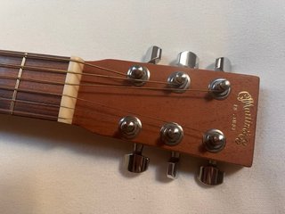 Guitarra Acústica de Viaje Martin & Co.