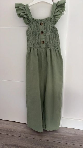 Mono niña verde con volantes