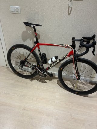 Bicicleta Specialized Roja y Negra