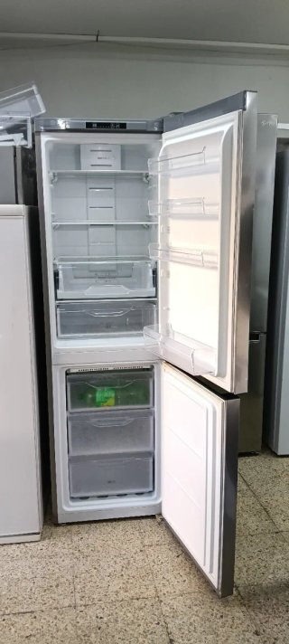 NEVERA COMBI INDESIT NO FROST ENERGÍA A+
