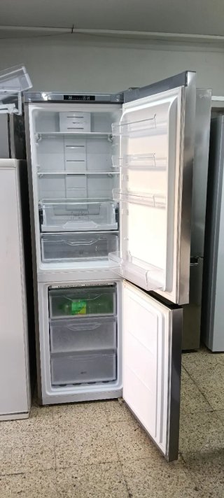 NEVERA COMBI INDESIT NO FROST ENERGÍA A+