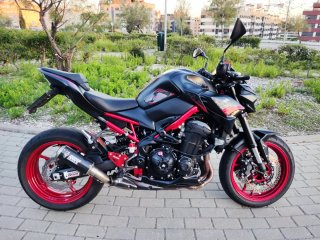 Kawasaki Z900 125CV Negra/Roja 10.000 km
