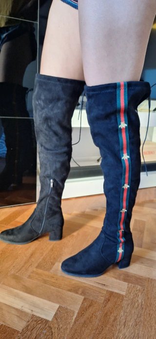 Botas altas negras talla 39