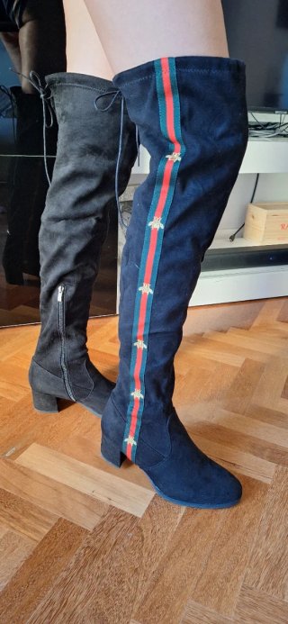 Botas altas negras talla 39