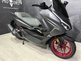 Honda Forza 125 Edición Especial ABS Gris/Rojo
