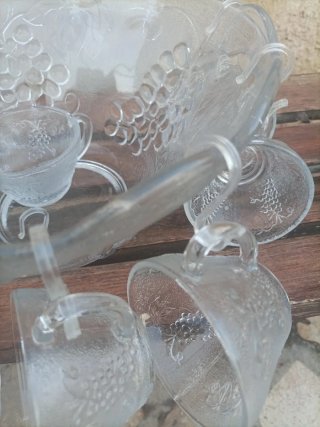 Ponchera de cristal con 12 tazas