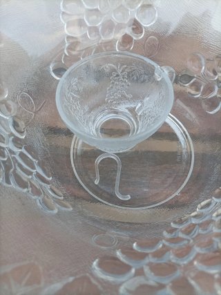 Ponchera de cristal con 12 tazas