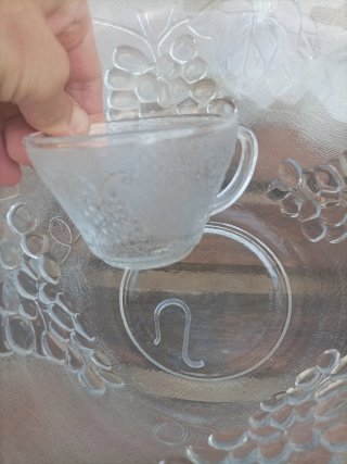 Ponchera de cristal con 12 tazas